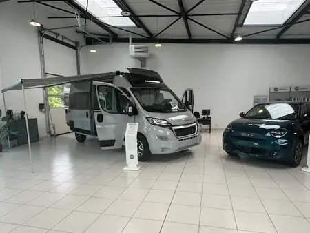 camping-car knaus Brest-1