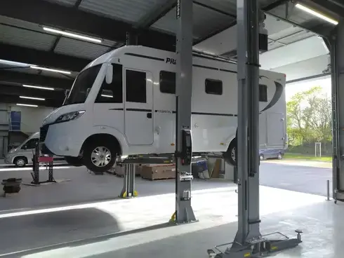 camping-car weinsberg Landivisiau-5